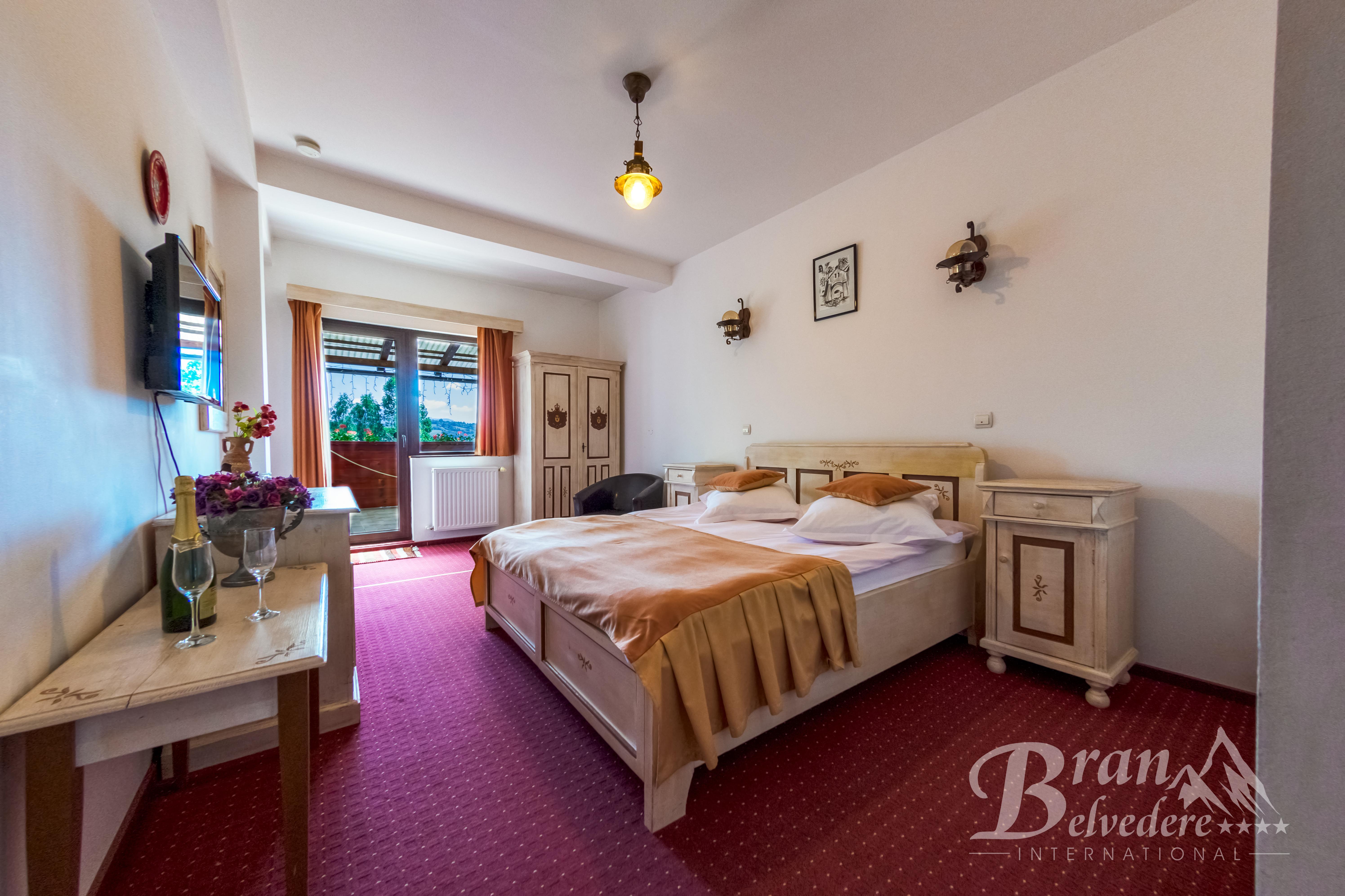 Pensión Bran Belvedere International 4*